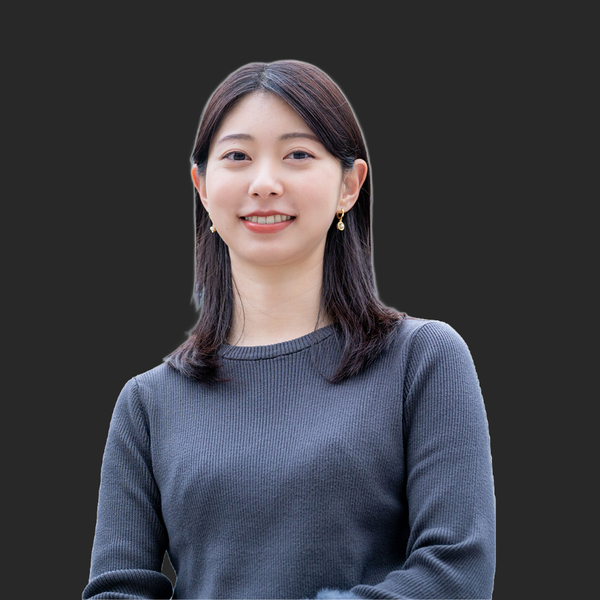 笑顔の女性のイメージ写真